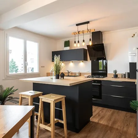 A - Safari Lejlighed Clermont-Ferrand